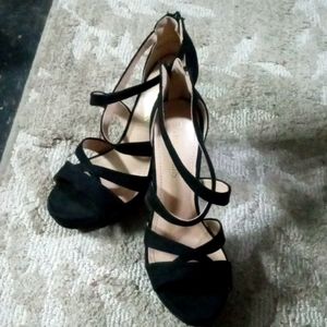 Size 8 Dreampairs high heel black